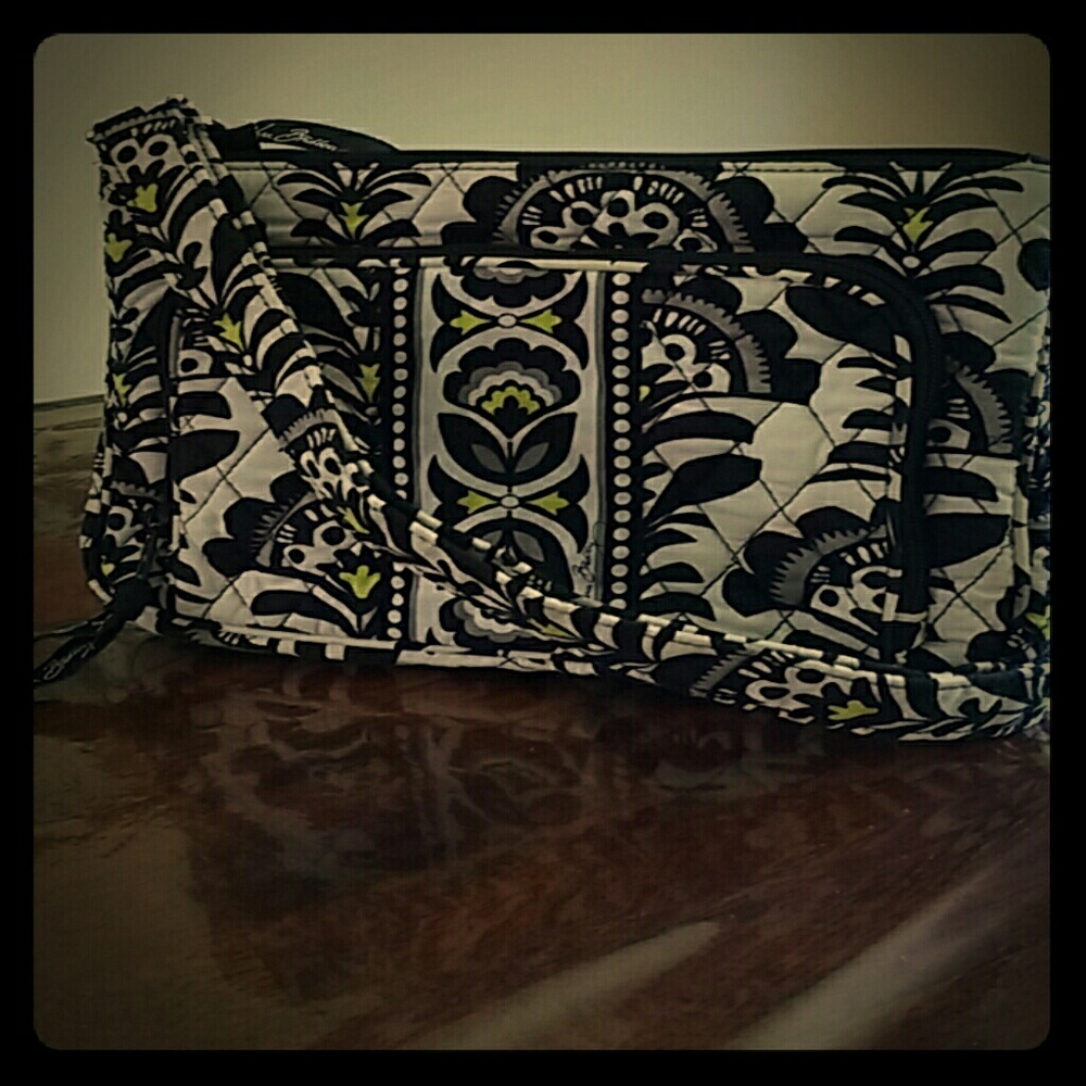 Vera Bradley Little Hipster in Fanfare